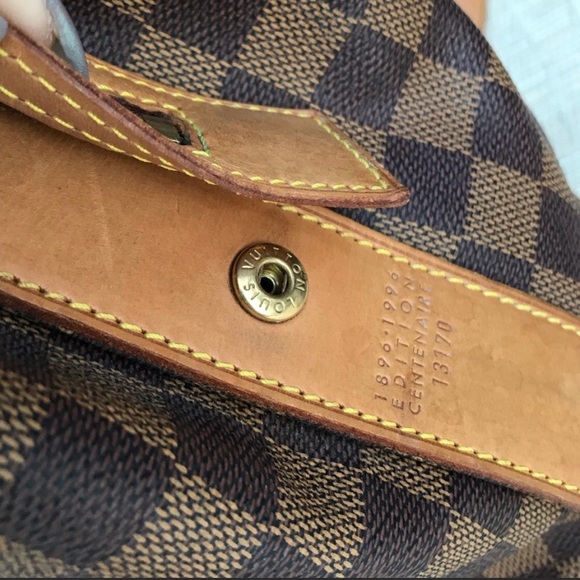 🚫SOLD🚫💯🔥Auth. Louis Vuitton Columbine Bag🔥💯 - Picture 3 of 8